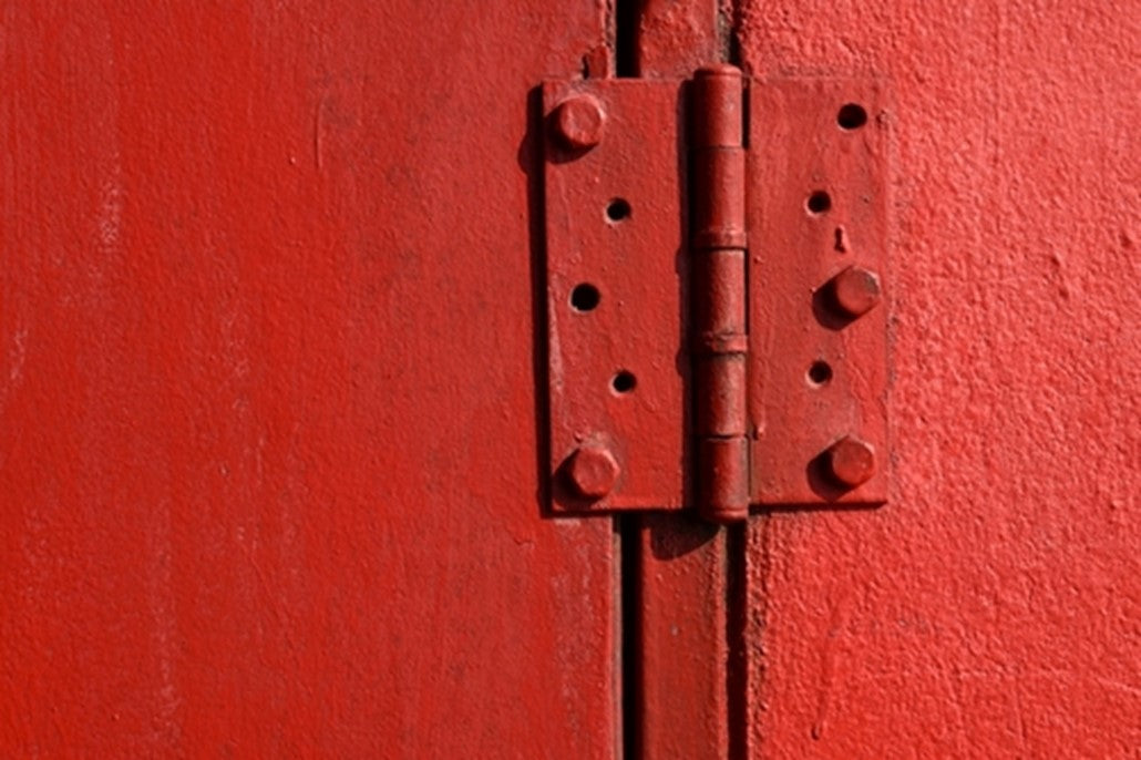How To Get Paint Off Door Hinges: A Step-by-Step Guide