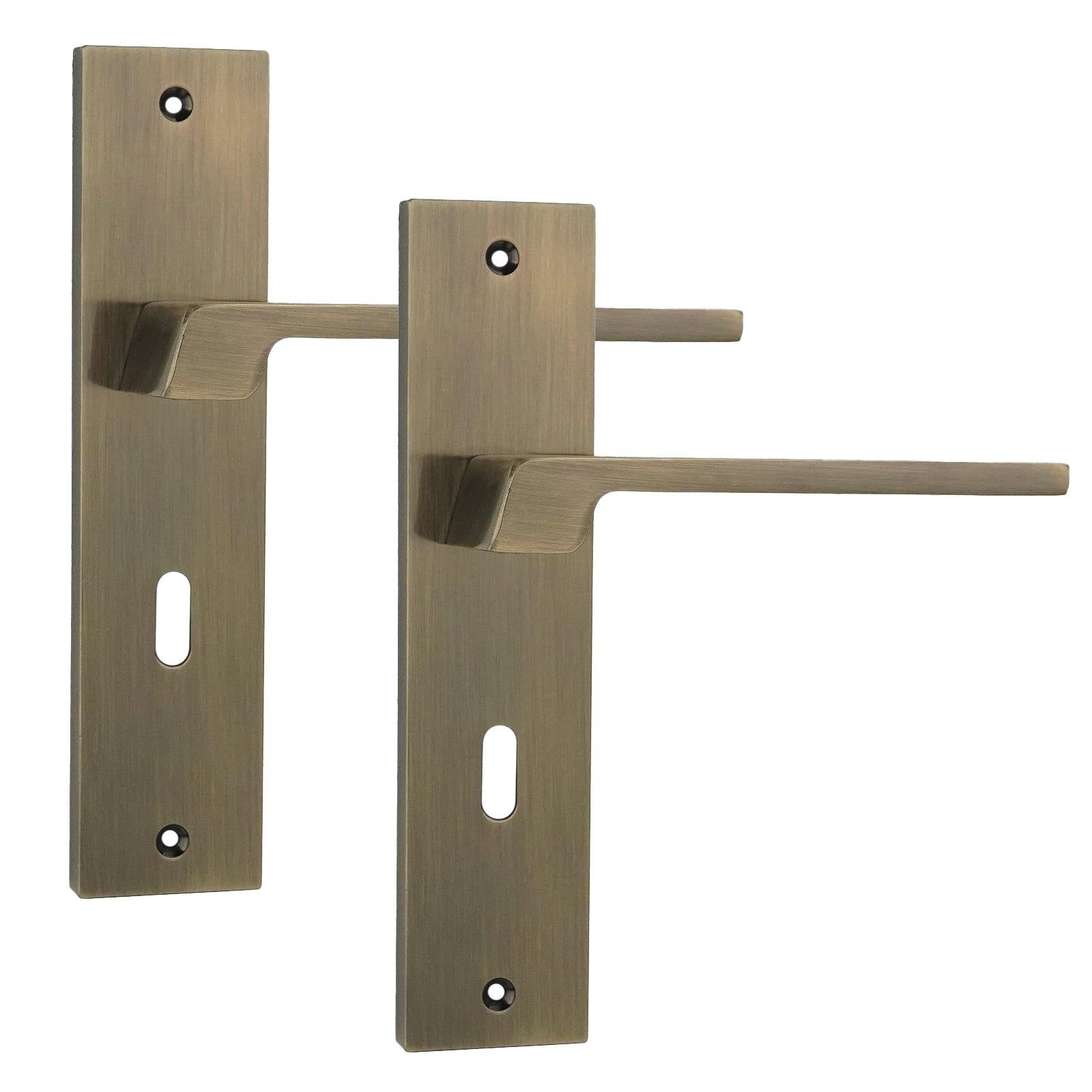 Spectra Door Handle on Backplate - Key Hole - Antique Brass