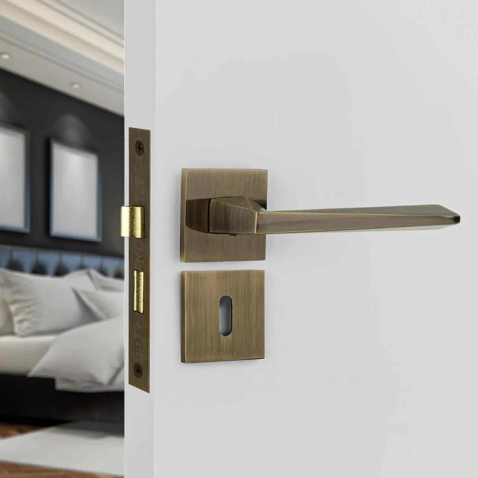 Leda Antique Brass Privacy Door Handles - Sash Lock Kit Set - –