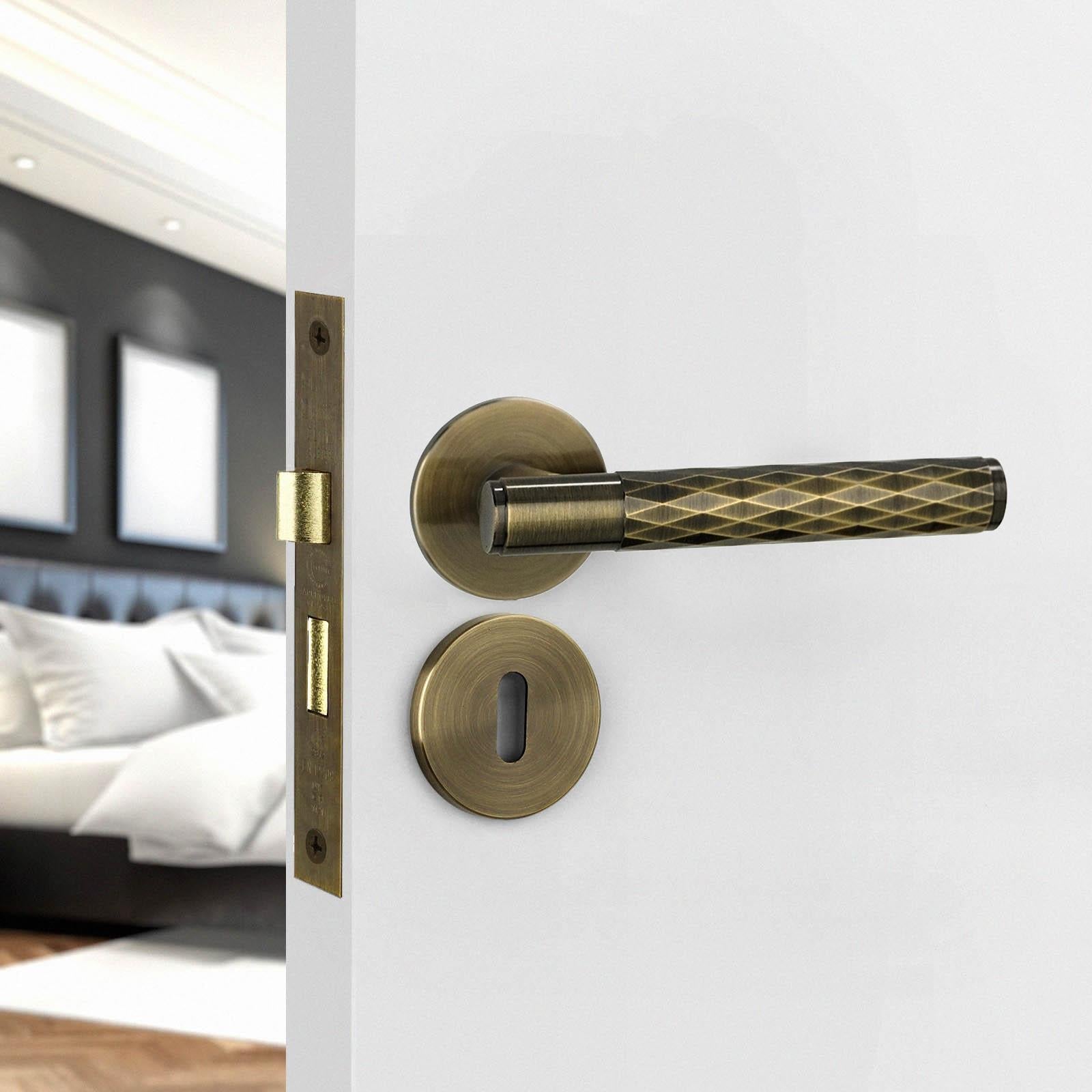The Ultimate Guide to Door Handles (2025): Choosing the Best for Your UK Home