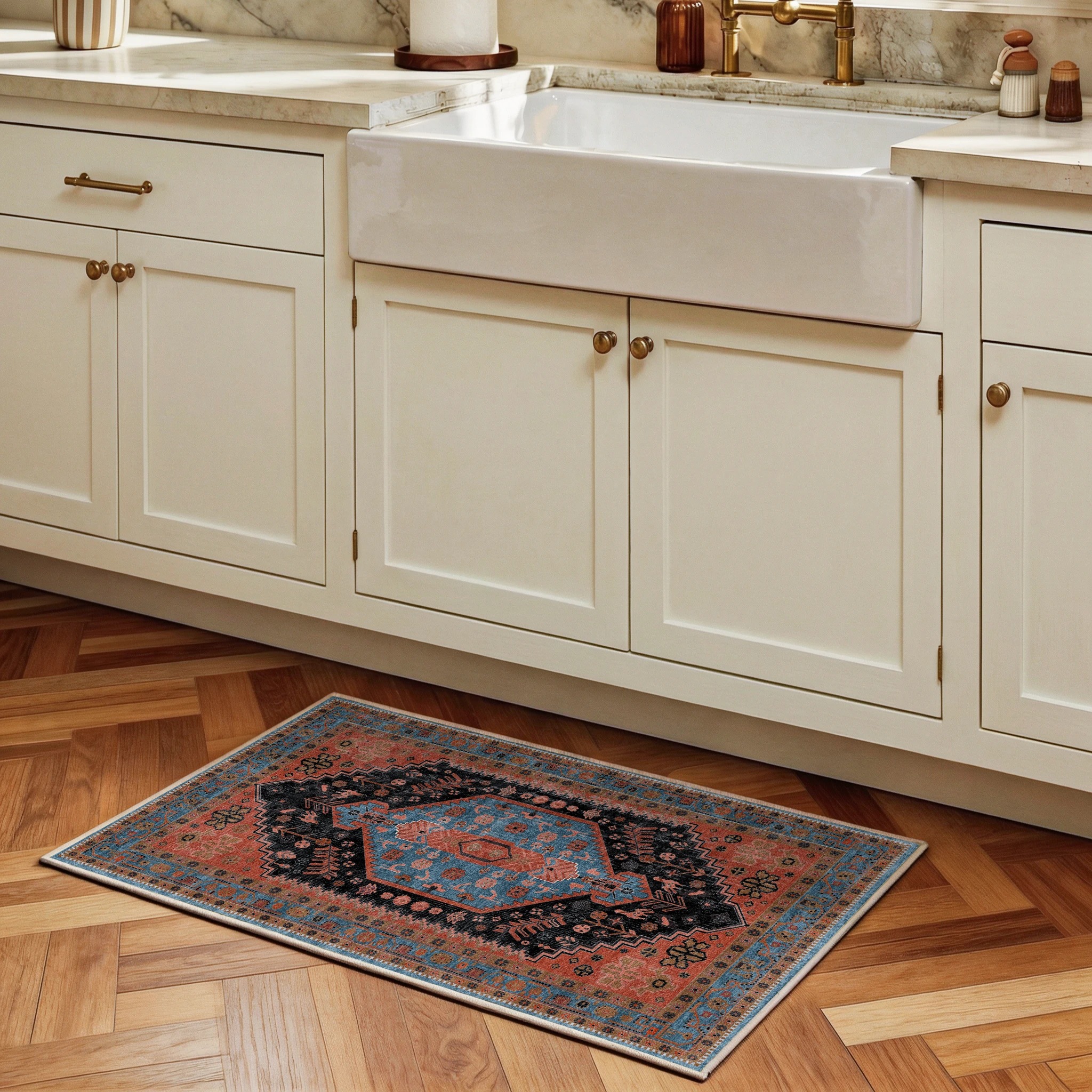Lunora - Traditional Washable Bathroom Rug - 60x90cm